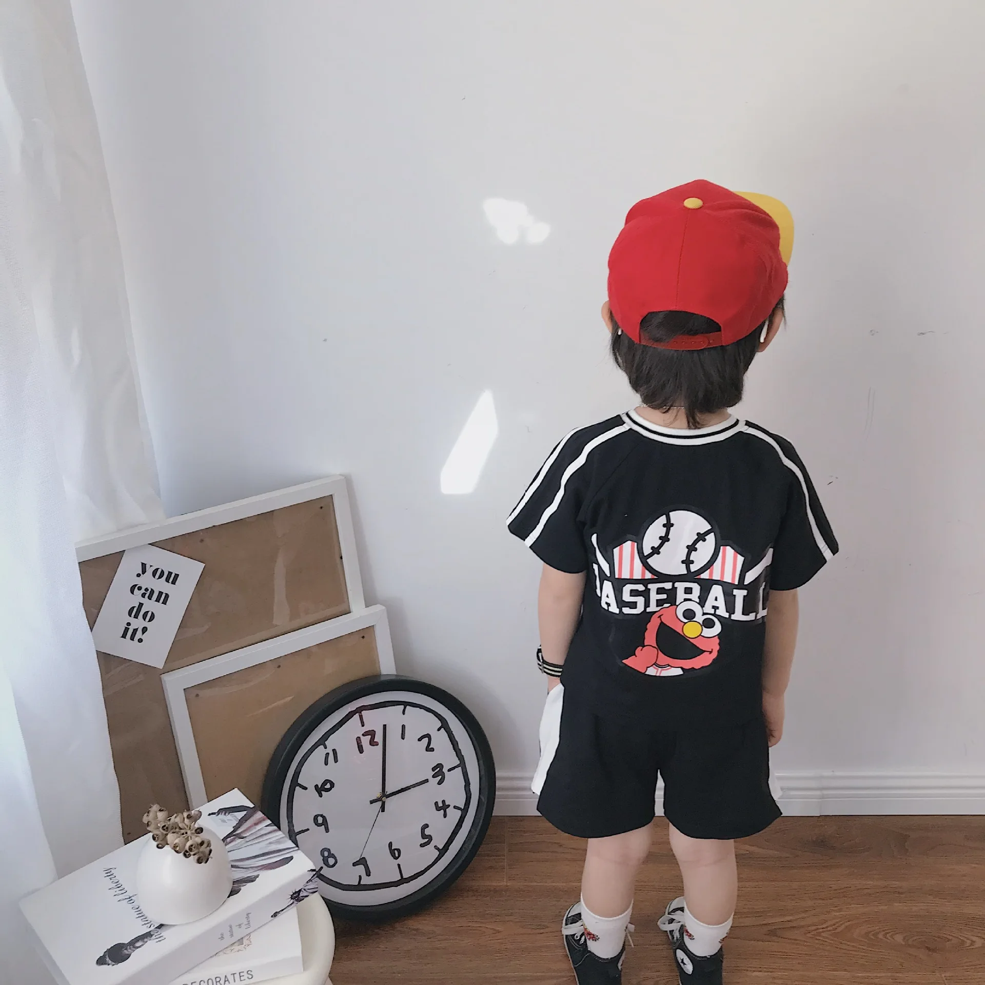 Tonytaobaby Весна и лето новый стиль спортивный комплект с короткими рукавами детский