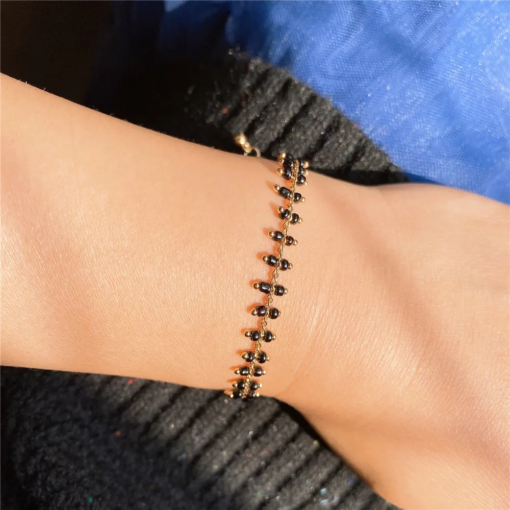 Шикарный золотой цветной браслет с покрытием многоцветный черный бусинами