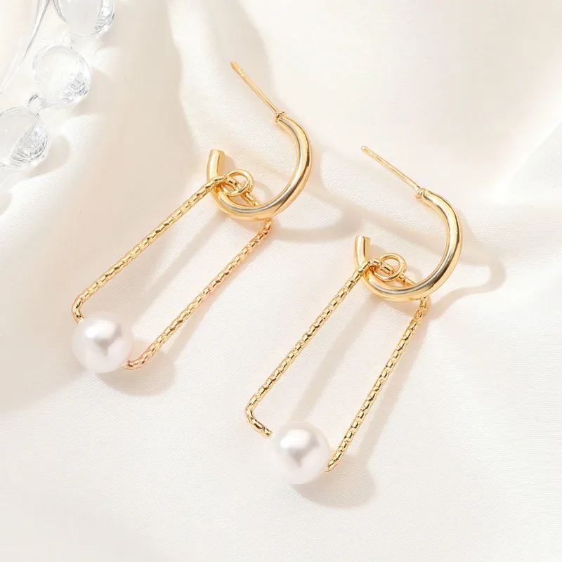 

Fashion creative vintage hollow pearl women's earrings korean simple geometric minimalism rectangular dangle jewelry for women