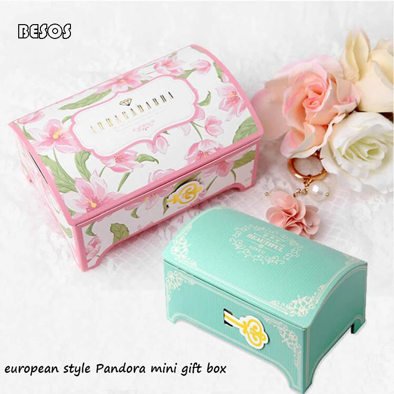 Детская декоративная кукольная комната для хранения ювелирных изделий розовый и