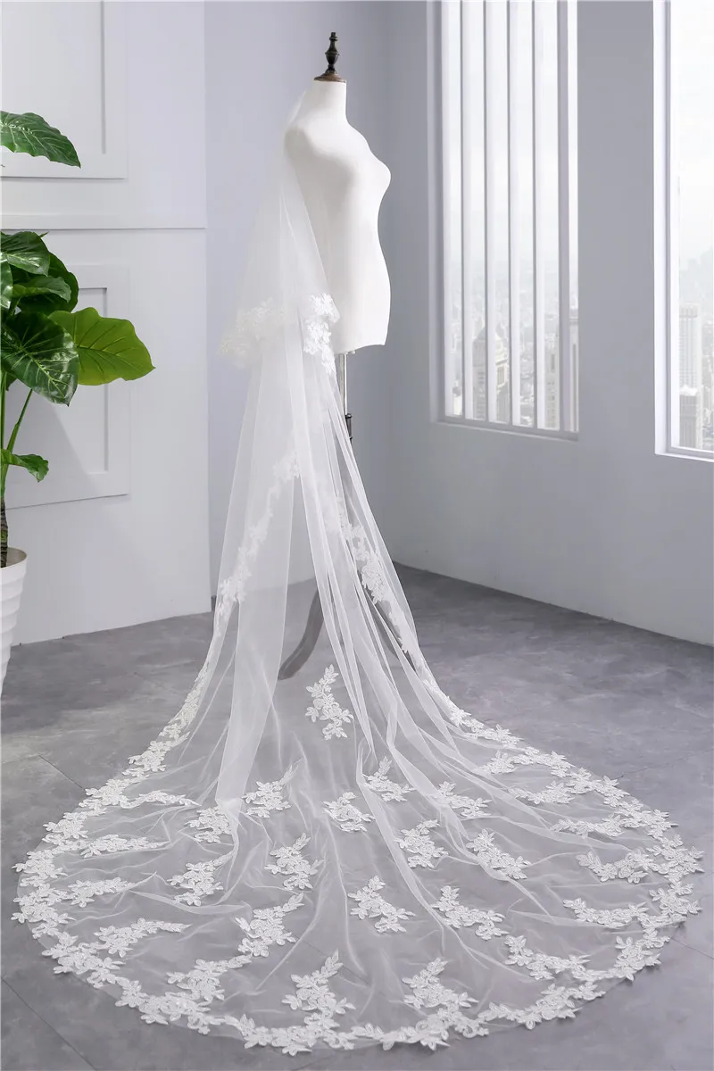 

White/Ivory Romantic Wedding Veil 3 meters Long 2 Layers Lace Mantilla Cathedral Bridal Veil Veu De Noiva with Blusher