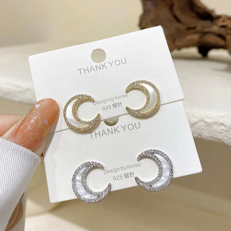 

2021 new fashion personality shell moon earrings female temperament simple light luxury earrings