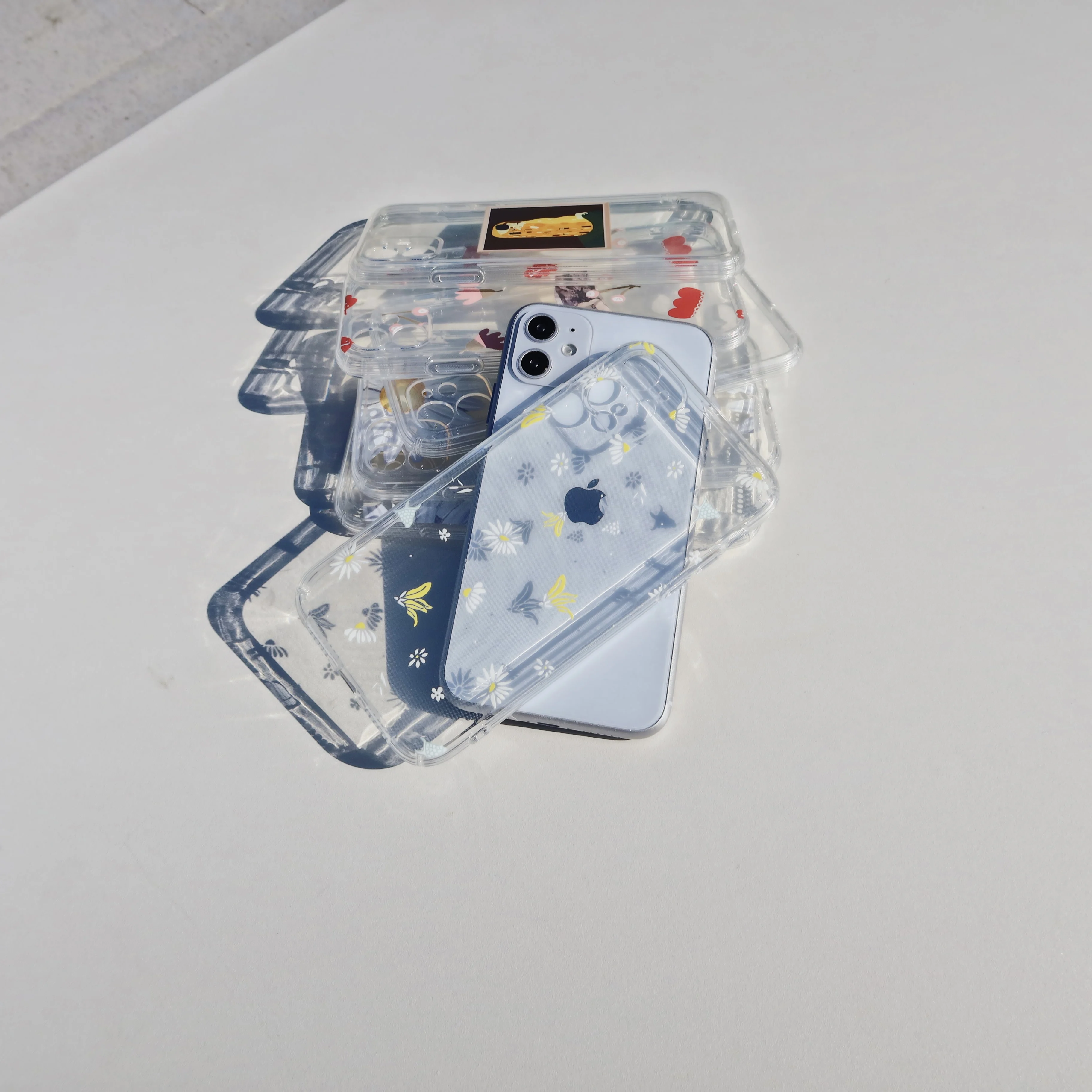 

Clear TPU Phone Case Vintage Yellow Daisy Flowers Print For iPhone 12 11 6 6s 7 8 Plus X XR XS 11Pro Max SE 2020