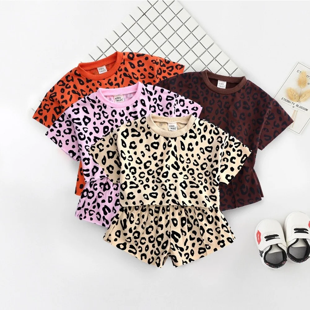 

2 piece set of casual children's clothing baby girl clothing set summer leopard print girl top shorts set children's clothing