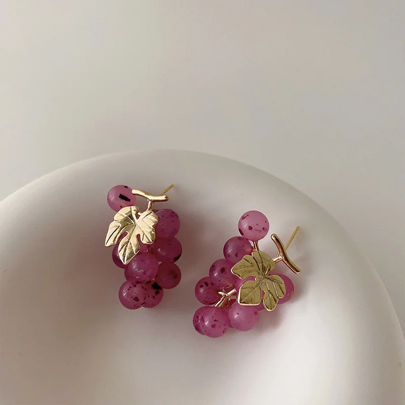 

ALLNEWME Creative Transparent Arcylic Purple Grape Pendant Earrings for Women Ladies Gold Color Leaves Dangle Earrings Jewelry