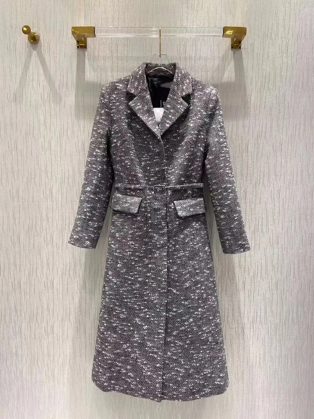 

Fyion New 2021 Winter Women Fashion Runway Long Jacket Single Breasted Sequins Belt Vintage Woolen Coat Overcoat