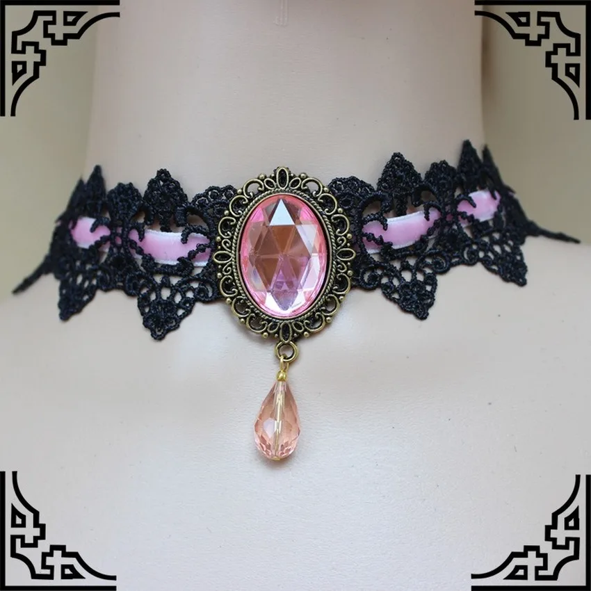 

European and American Fashion Bone Necklace with Black Lace Crystal Jewelry