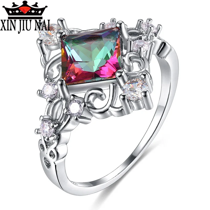 

Кольцо женское из серебра 925 пробы с квадратным Цирконом