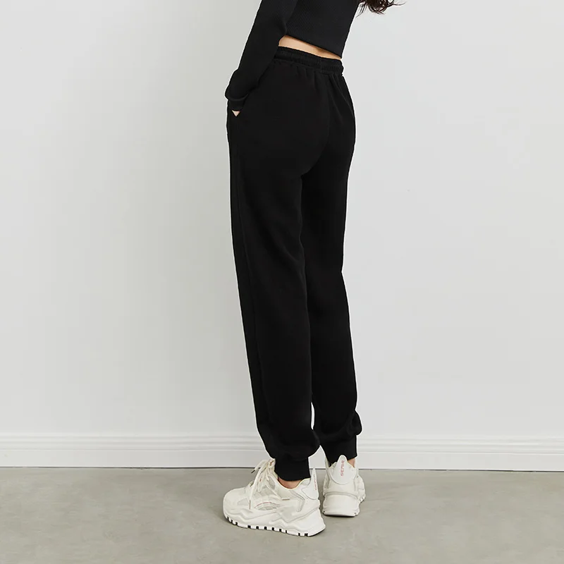 

SEMIR Casual Trousers Women Stretch Knitted Trousers 2021 New Summer Trend Sports Style Black Pants For Ladies