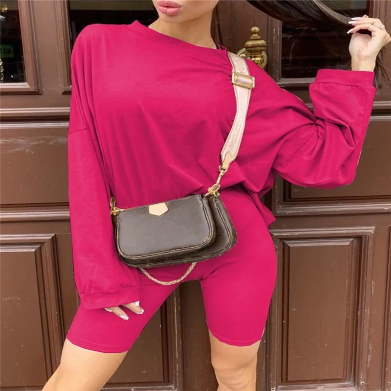 

Женский Повседневный комплект из 2 предметов, однотонный свободный свитер с круглым вырезом, облегающий комплект с шортами с высокой талией...