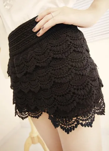 

2021 High Quality New Summer Woman Shorts Sweet Style Lace Shorts Crochet Hollow Elastic Waist Slim Short 4 Sizes