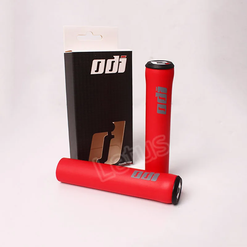 Red 1 Pair ODI Упоры для рук на руль велосипеда MTB велосипед силиконовая рукоятка ручки противоскользящие амортизирующие мягкие горные ручка велосипедного руля Аксессуары для велосипеда - Цвет: Red 1 Pair