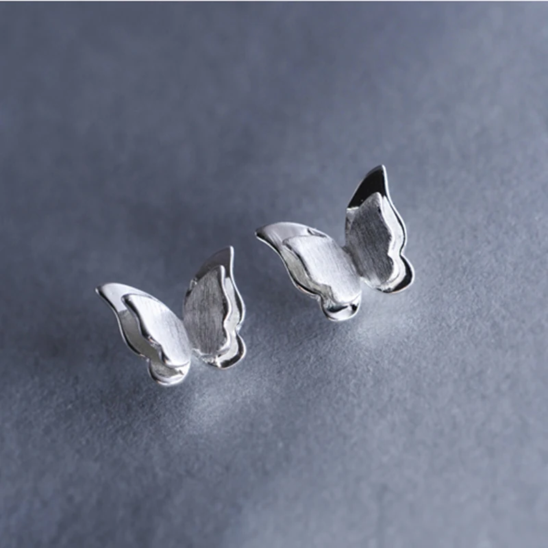 Женские серьги-гвоздики в виде бабочки из серебра 100% пробы | Украшения и