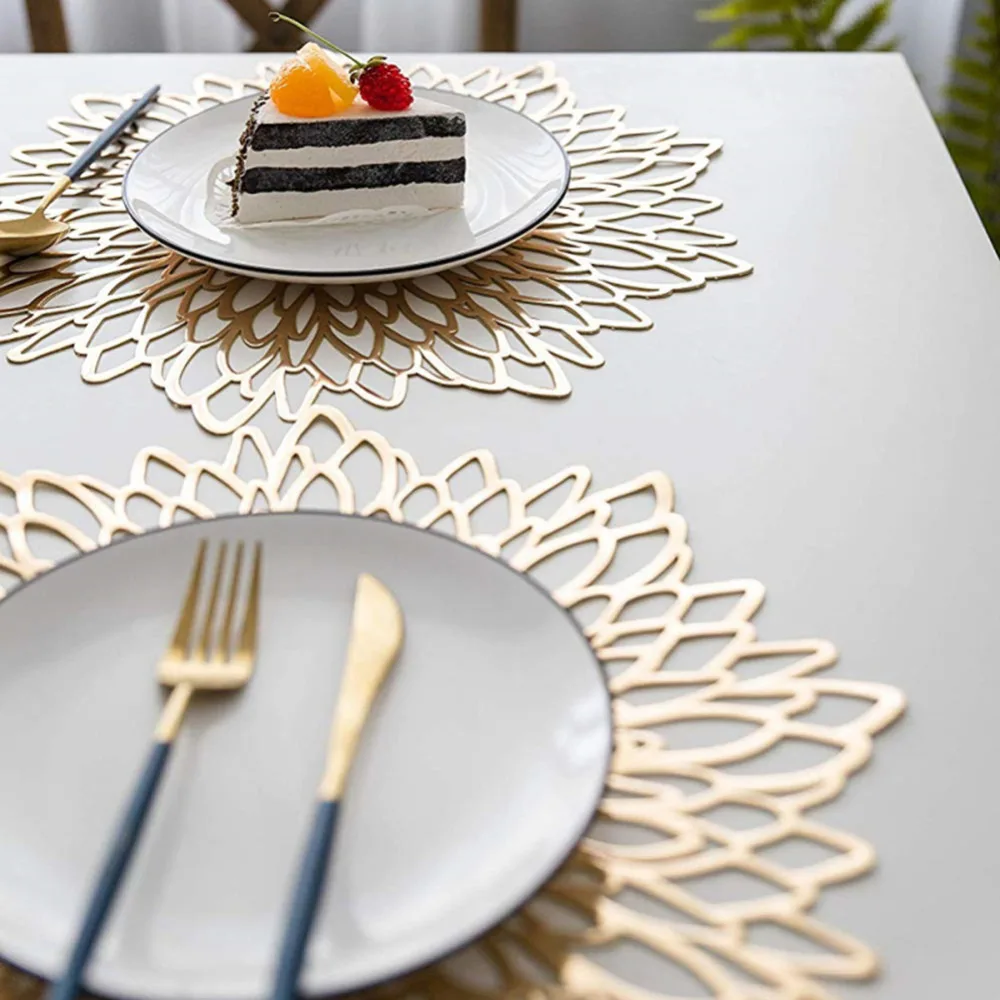 

PVC Placemat Coaster Pads Table Bowl Mats Plastique Creux Pad Placemat For Dining Table Hollow Pad Rond Baroque Silver 38*38CM