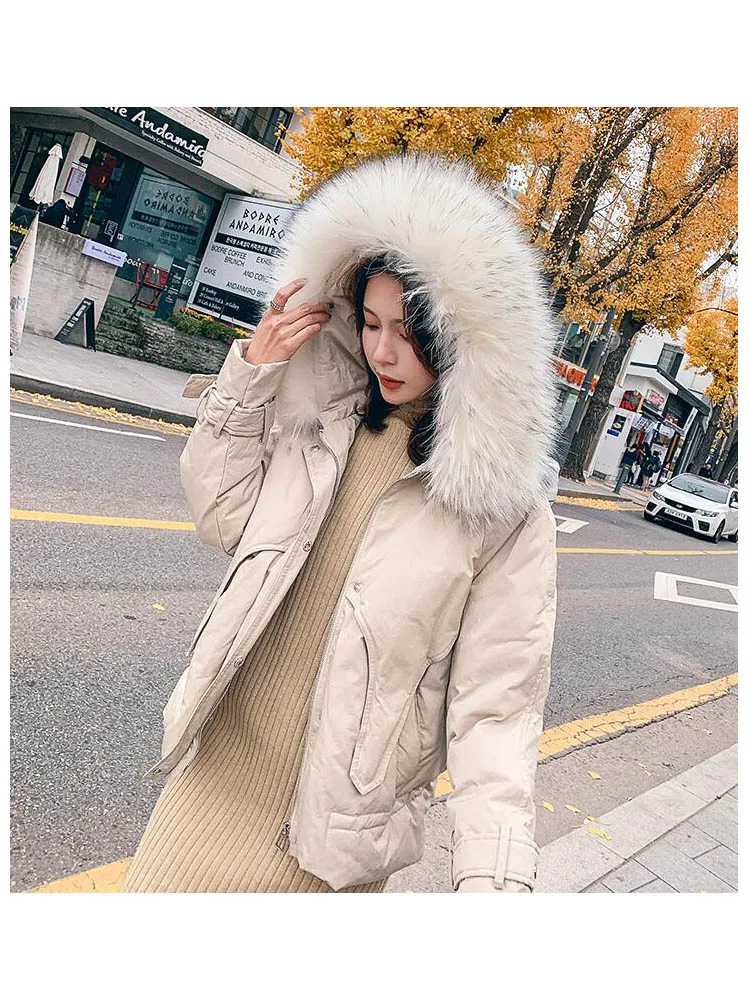 Женская куртка на 90% белом утином пуху теплая свободная парка с большим капюшоном