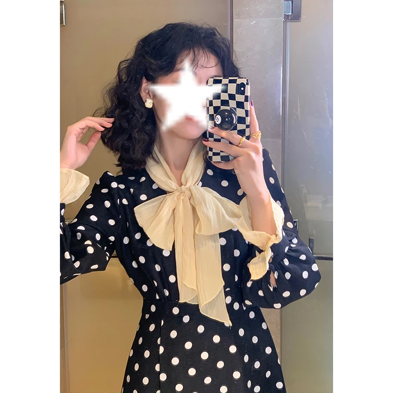 

French Retro Polka Dot Dress Female 2022 Autumn/Winter New Style Waist Slimming Mid-Length Puff Sleeve Chic Design Skirt