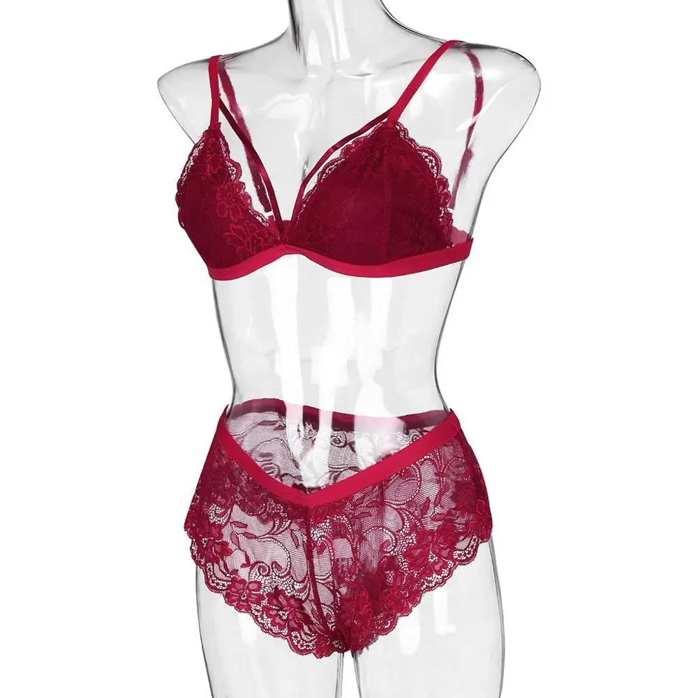 Комплект прозрачного кружевного нижнего белья из бюстгальтера и