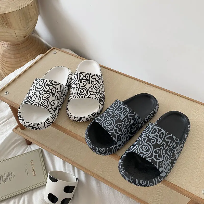 

Soft Bottom Bathroom Non-slip Slippers for Women Summer Korean Graffiti Print Slides Women Leisure Kawaii Shoes Beach Sandals