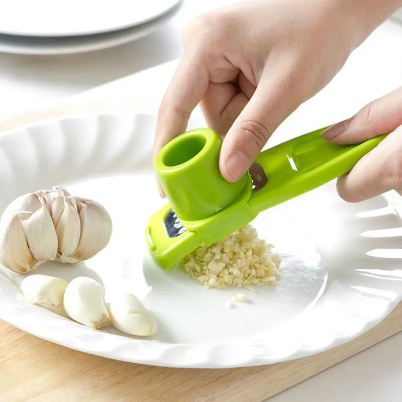 

Multi Functional Garlic Presses Ginger Garlic Grinding Grater Planer Slicer Cutter Vegetable Cooking Tool Kitchen Accessories