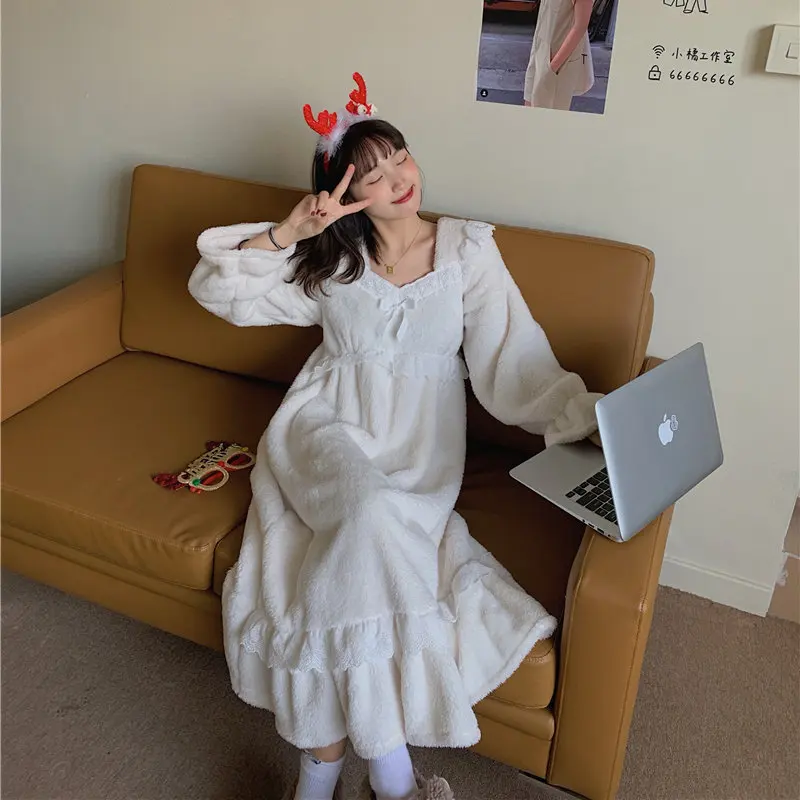 

Alien Kitty Vintage Nightwear All Match 2021 Stylish Solid Princess Hot Homewear High Quality Sweet Nightdress Loose Pajamas
