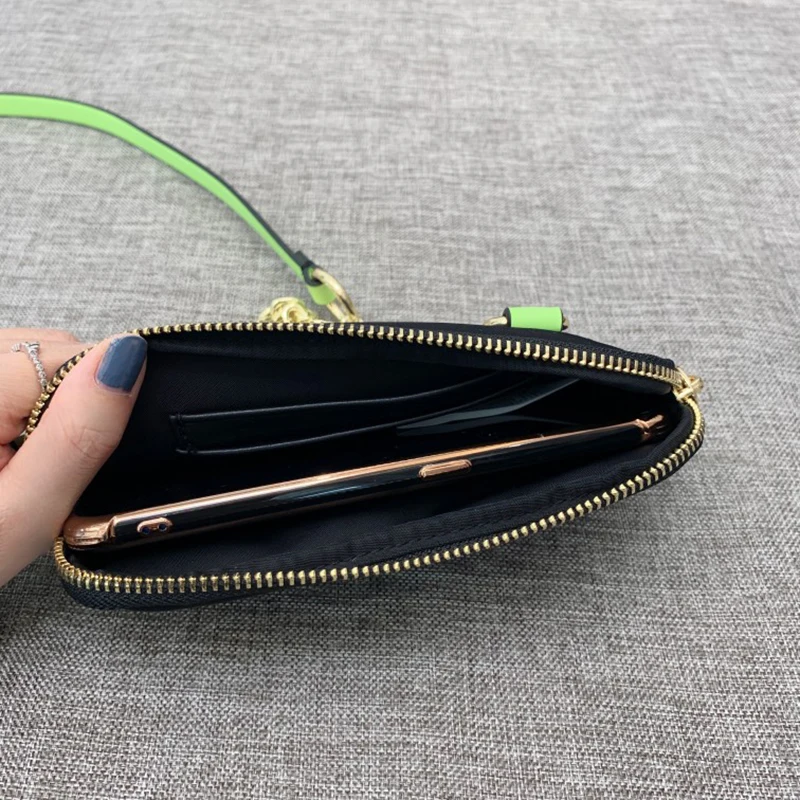 

2021 new ladies mobile phone coin purse, fashion brand hand coin purse, waterproof fabric ladies small bag ins trend ladies bag