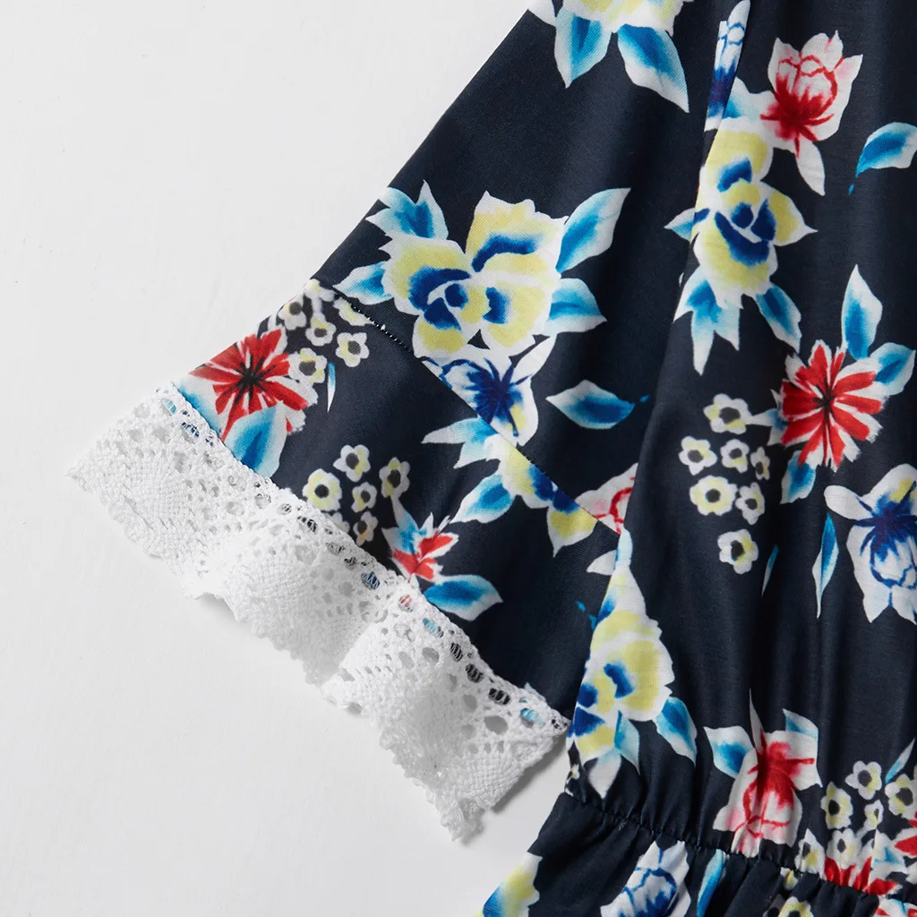 

2021 New Family Floral Matching Dresses Mother and Daughter Boho Parent-child Dress European American Print Lace Stitching Dress
