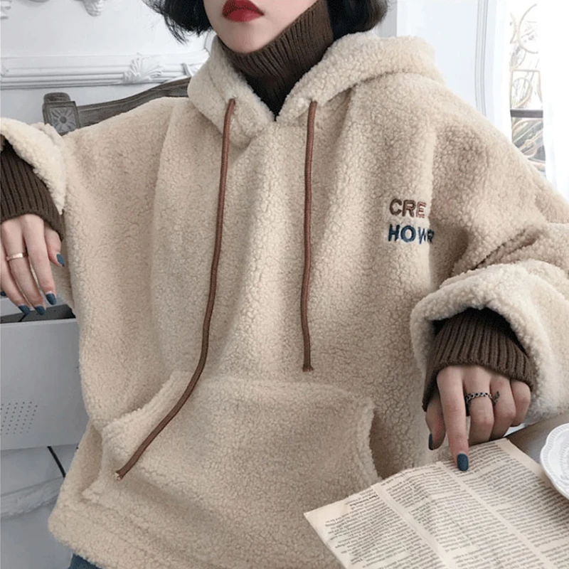 Толстовка женская утепленная с капюшоном бархатная плюшевая в стиле Харадзюку -