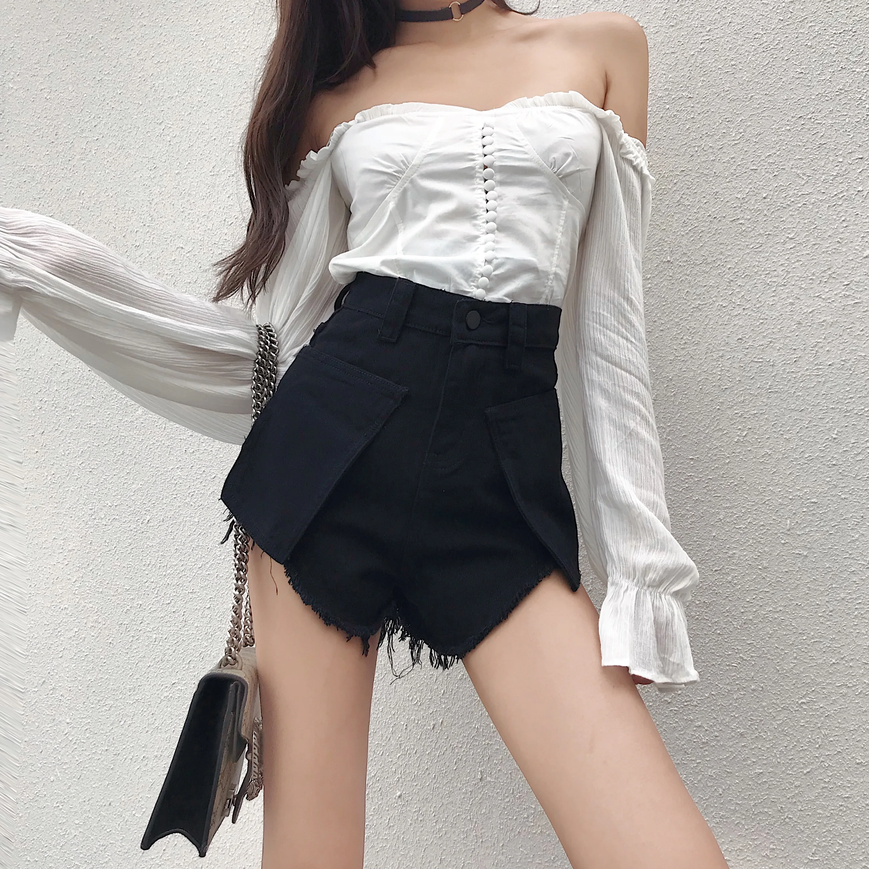 

Pants Women's Summer Chic Elegant Retro Hong Kong Style Large Pocket Denim Shorts High Waist Fashionable Frayed Hem A- line