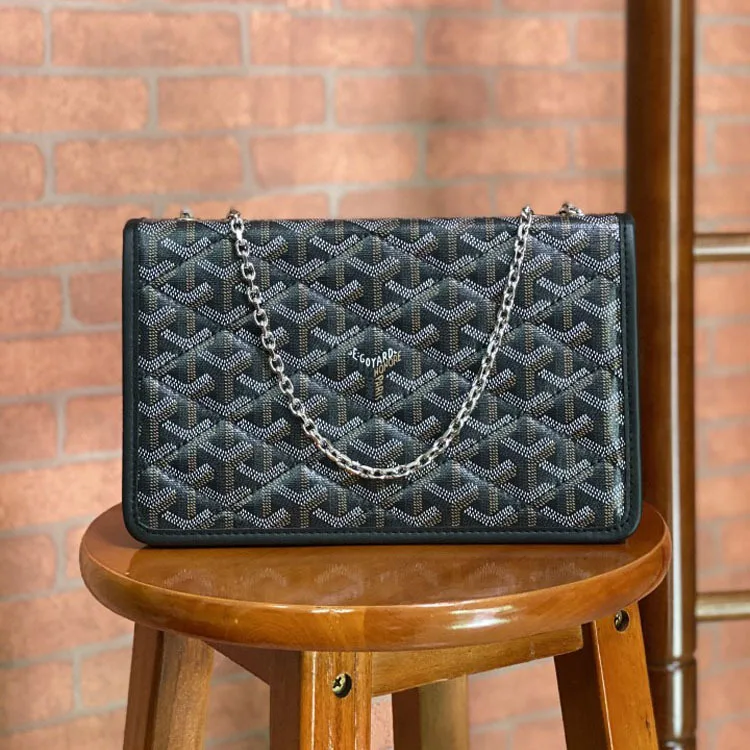 

21 New Chain Bag Fashion One-shoulder Stilettos Under The Armpit Bag Printed Diamond Square Bag Handbags Women Bags Purse Bags