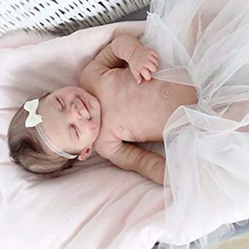 

55cm Reborn Girls Soft Body Cute Smiley Newborn Girl Doll Baby Full Silicone Y4UD