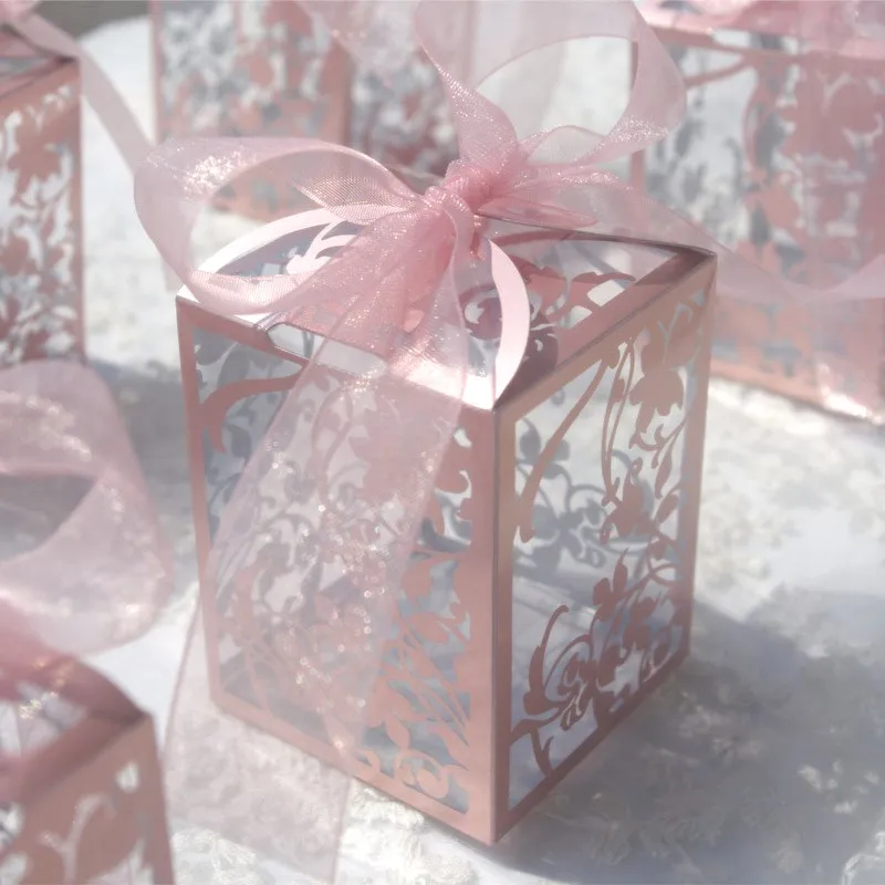 50 шт. коробка для конфет и цветок Лазерная резка полые подарочные коробки свадьбы