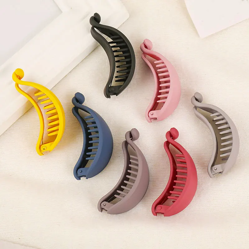 

Women Ponytail Holder Hairpins Frosted Ponytail Clip Matte Hair Claws Clip Banana Shape Fashion Hair Accessories Candy Colors