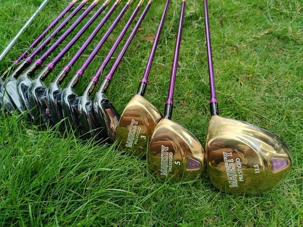 

Women Golf clubs set Maruman Majesty Prestigio 9 Golf Complete Set 11.5 loft Club Graphite Golf shaft (no bag) Women Golf clubs