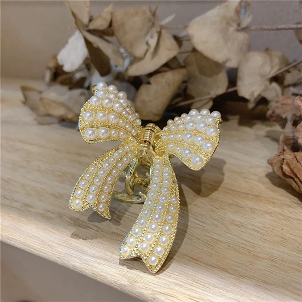 

Sweet Mini Bow Pearl Hair Clips for Women Girls Hair Claw Chic Barrettes Claw Crab Hairpins Styling Fashion Hair Accessories