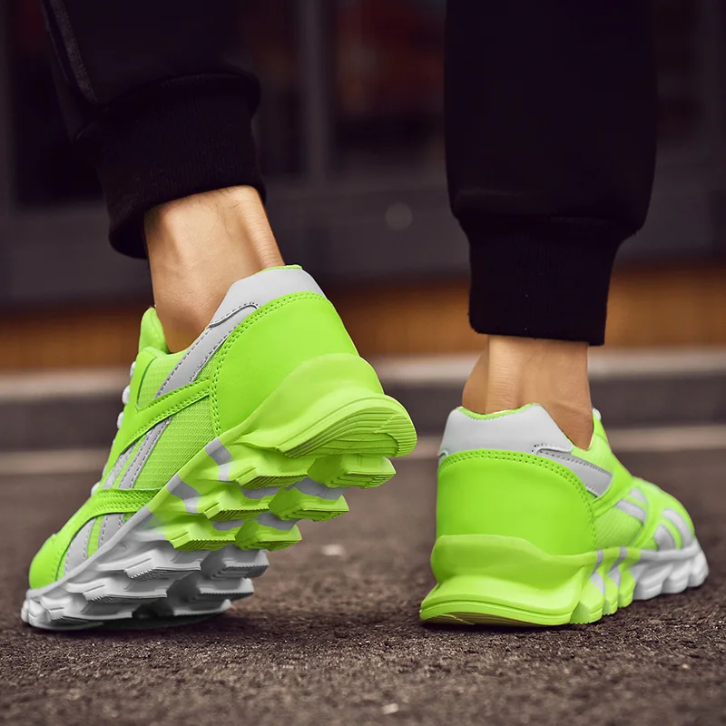 Hot sale Women Athletic Running Shoes Breathable Sport Trainers Lightweight Outdoor Couple Sneakers Mens Jogging Walking Shoes