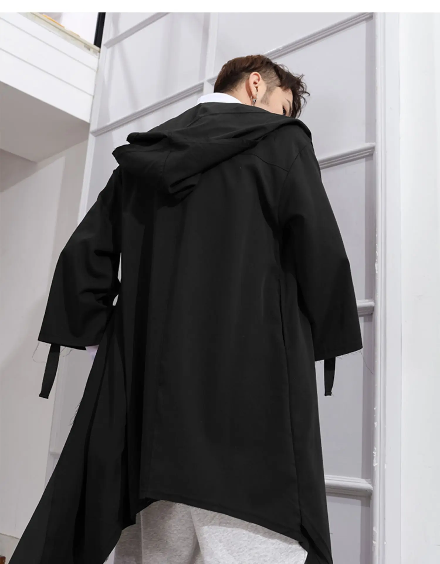 Мужская куртка на весну и осень с шапочкой свободная шаль пальто Повседневная