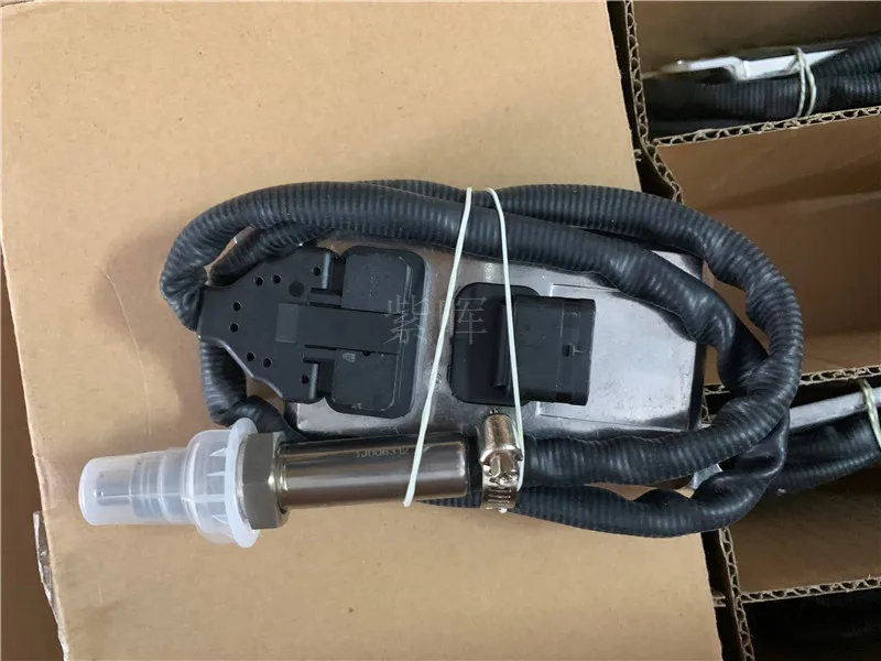 5801777219NOX азотный кислородный датчик 5wk96720a