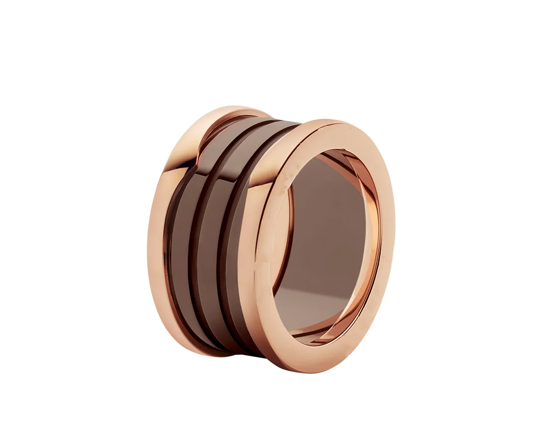 

2021 spring form female original engagement ring, a birthday present