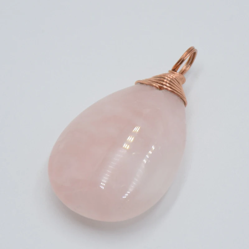 Ожерелье чокер женское из натурального камня аметиста и зеленой проволоки