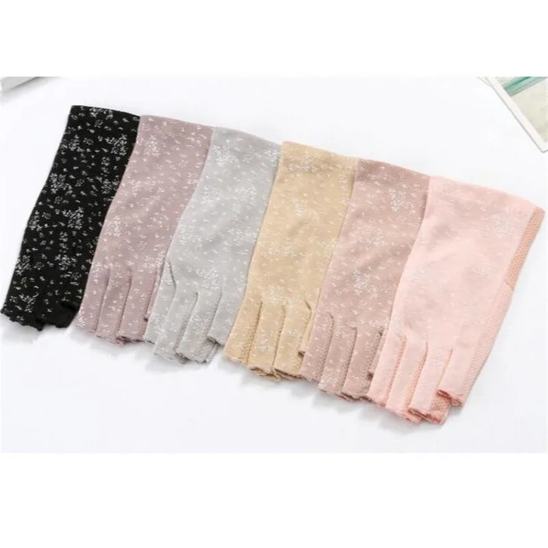 Summer Uv Protection Gloves Breathable Sport Anti-Slip Half Finger Gloves Female Thin Cycling Sun Protection Driving Gloves