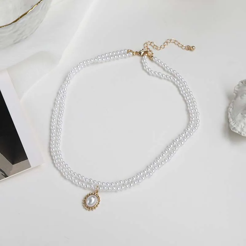 

Vintage Baroque Round Pearl Lock Chains Necklace 2021 Geometric Double Layer Chain Pendant For Women Jewelry Girl Gift