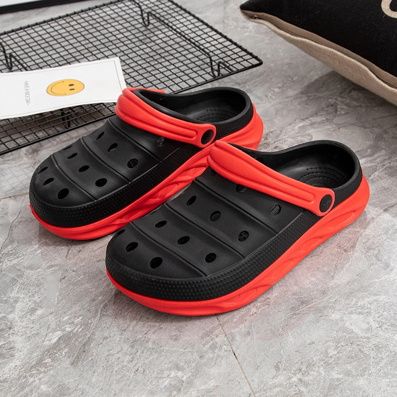 2021 Hot Sale Summer Cheap Clogs Men Black Men Beach Sandals Outdoor Slip On Men Garden Shoes Sandalias De Hombre