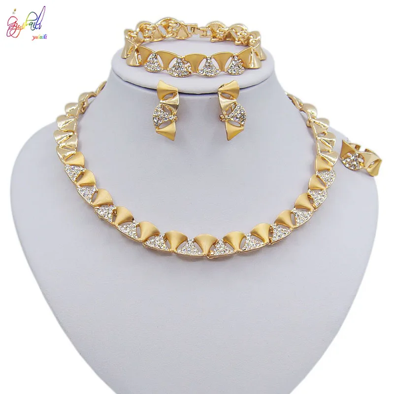 

Yulaili Trendy African Crystal Gold Necklace Earrings Dubai Jewelry Sets for Women Bijoux Nigeria Wedding Party Gifts