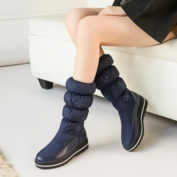 Негабаритная декоративная куртка в европейском стиле с круглой головкой и