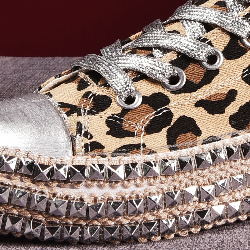 

Spring Autumn Shoes Women Sneakers Leopard Canvas Shoes Lace-Up Rivet Fashion Shoes Low High Top Sneakers Plus Size 35-43