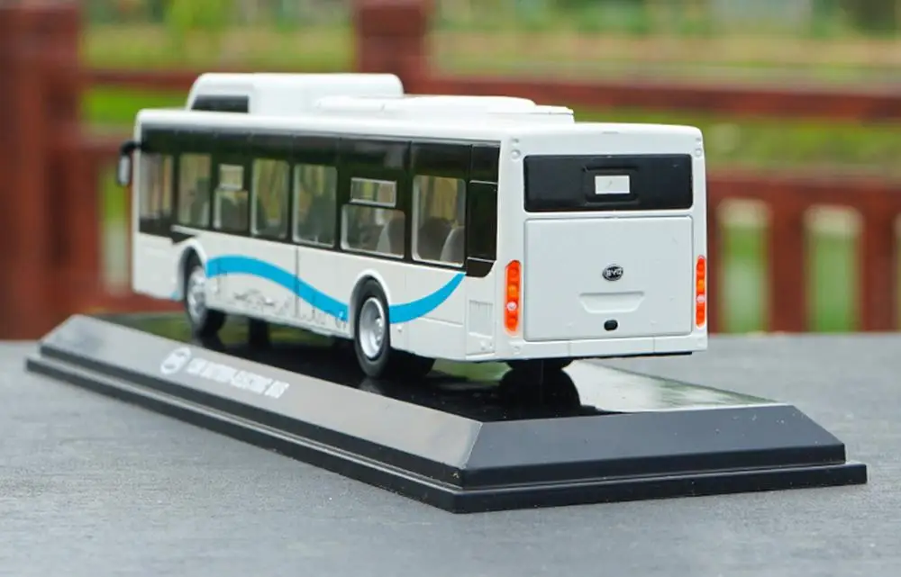 1/64 BYD K9 K8 12m аккумулятор электрический автобус белая Коллекционная модель под