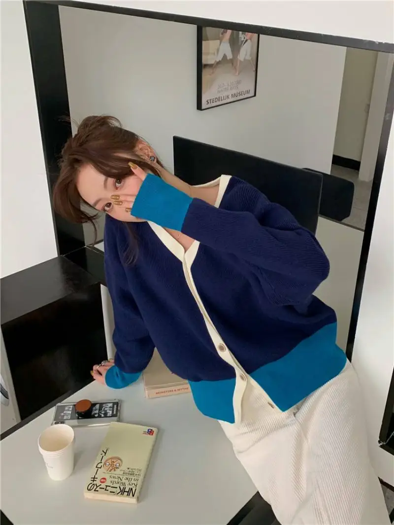 

Fashion Cardigan Women Elegant Women Patchwork Long Sleeve Casual Buttoned Spring All-Match V-Neck Chic and Comfortable Knit Car