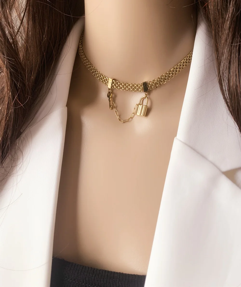 

Classic Lock and Key Choker Necklace for Women Stainless Steel Widen Chain Chokers Punk Style Gold Silver Color Jewelry