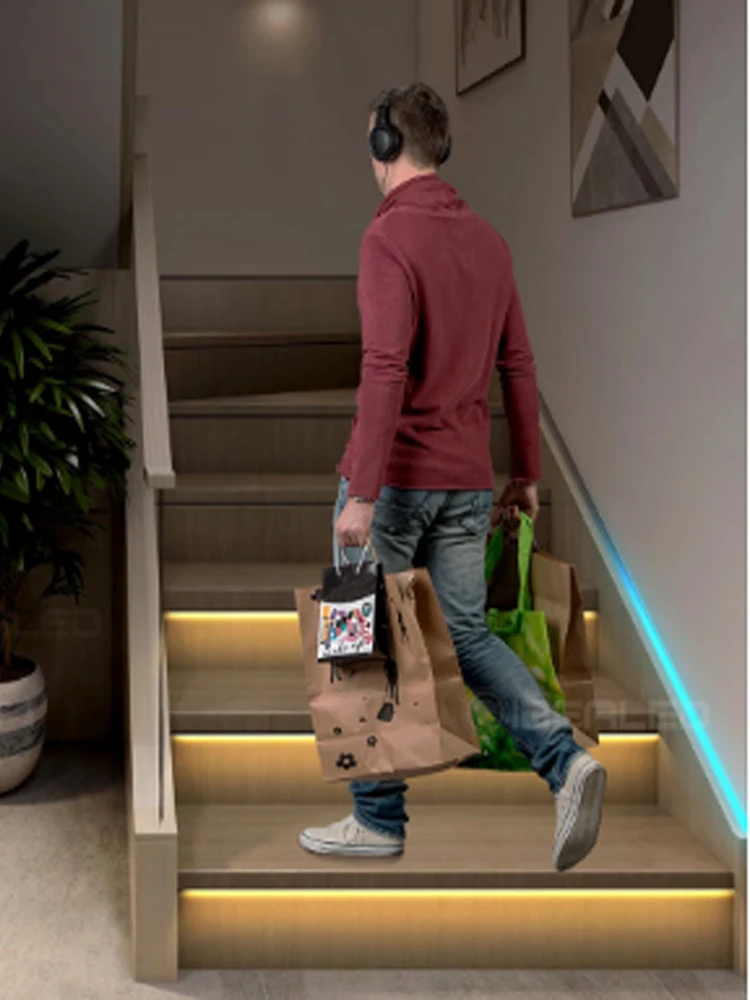 

​36 Channel LED Controller with PIR Motion Sensor for Control Each Stair Light,Indoor Motion Night light DC12V & 24V Flexible L