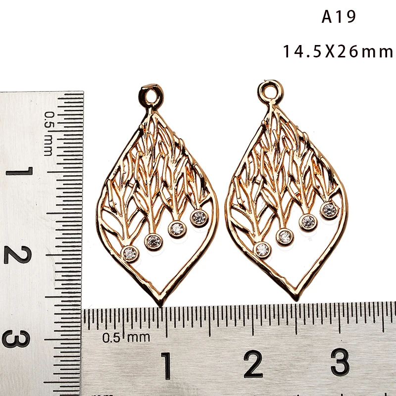 Новейшие 4 шт. / лот сверкающие цирконы KC Gold Color Charms подвески Dangle Bib Earring Diy материалы для изготовления ручных украшений.